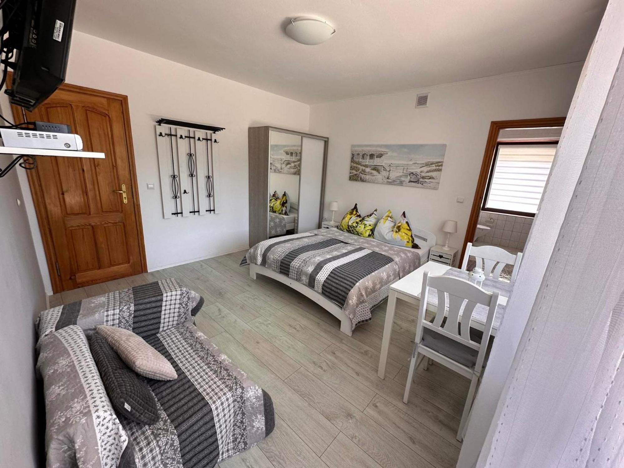 Ferienwohnung Jarek Pobierowo Exterior foto